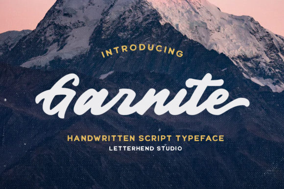 Garnite Font for Creative Campaigns